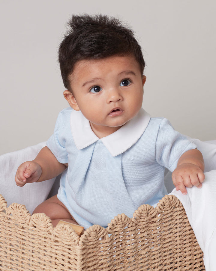 Romper celeste para bebê varon, desenho comodo e elegante ideal para cualquier ocasion